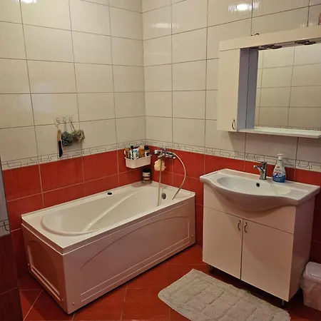 L&l Apartman *